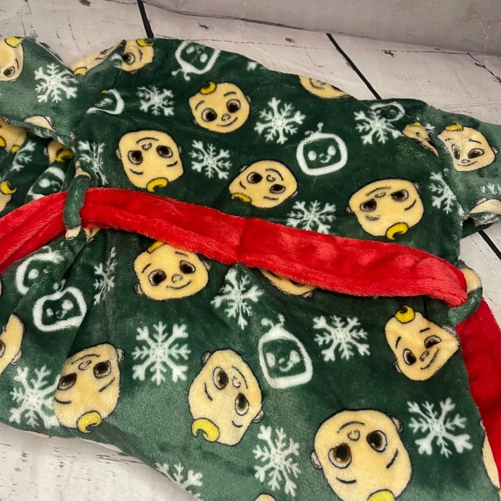 Cocomelon hooded robe 3T